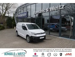 Weiß Gebraucht 2023 Citroën Berlingo Van / Kleinbus | 21.890 € (Etwas zu teuer)