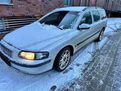 Silber Gebraucht 2002 Volvo V70 Kombi | 890 € (Guter Preis)