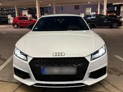 Weiß Gebraucht 2018 Audi TT S-Line Coupé | 27.000 €