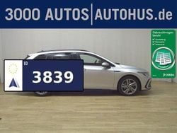 Silber Gebraucht 2022 VW Golf VIII R-line Kombi | 17.480 € (Superpreis)