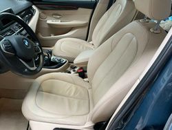 Blau Gebraucht 2016 BMW 218 Kombi | 10.000 € (Teuer)