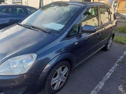 Gebraucht 2010 Opel Zafira Selection Van / Kleinbus | 500 € (Superpreis)