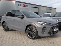 Grau Gebraucht 2025 Cupra Terramar VZ SUV | 39.450 € (Guter Preis)