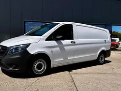 Weiß Gebraucht 2021 Mercedes Vito Van / Kleinbus | 28.490 € (Guter Preis)