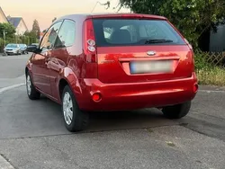 Orange Gebraucht 2007 Ford Fiesta Kleinwagen | 2.100 €