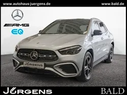 Silber metalliclack hightechsilber Gebraucht 2024 Mercedes GLA200 AMG SUV | 44.250 € (Etwas zu teuer)