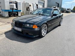 Schwarz Gebraucht 1996 BMW 328 Cabriolet Cabrio | 6.699 €