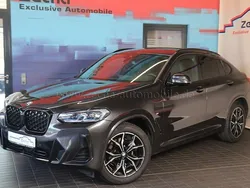 Grau Gebraucht 2025 BMW X4 Performance SUV | 54.900 € (Superpreis)