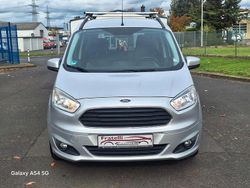 Silber Gebraucht 2016 Ford Tourneo Courier Titanium Van / Kleinbus | 6.799 € (Guter Preis)