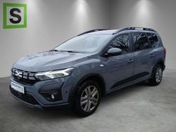 Grau Gebraucht 2023 Dacia Jogger Expression Van / Kleinbus | 15.990 € (Guter Preis)