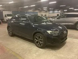 Blau Gebraucht 2020 Audi A1 Kleinwagen | 14.000 €