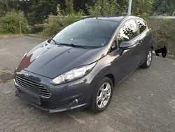 Grau Gebraucht 2013 Ford Fiesta Champions Edition Kleinwagen | 5.299 € (Fairer Preis)