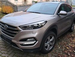 Gold Gebraucht 2015 Hyundai Tucson SUV | 17.500 €
