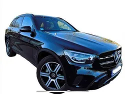 Schwarz Gebraucht 2020 Mercedes GLC300e Exclusive SUV | 38.000 € (Teuer)