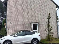 Weiß Gebraucht 2024 Tesla Model Y SUV | 37.000 € (Fairer Preis)