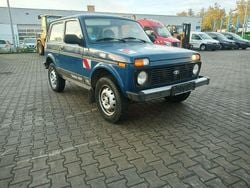 Blau Gebraucht 2015 Lada Taiga SUV | 7.259 € (Guter Preis)