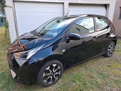 Schwarz Gebraucht 2020 Toyota Aygo X-play Kleinwagen | 7.500 € (Fairer Preis)