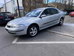 Silber Gebraucht 2003 Renault Laguna II Initiale Limousine | 1.650 € (Etwas zu teuer)