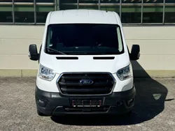 Weiß Gebraucht 2021 Ford Transit Trend Van / Kleinbus | 11.500 €