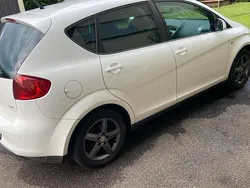 Weiß Gebraucht 2015 Seat Altea Van / Kleinbus | 7.300 € (Teuer)