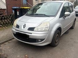 Grau Gebraucht 2008 Renault Modus Dynamique Van / Kleinbus | 2.450 € (Guter Preis)