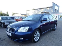 Blau Gebraucht 2004 Toyota Avensis Sol Kombi | 2.790 € (Guter Preis)