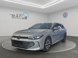 Oyster silver metallic Gebraucht 2025 VW Passat Business Kombi | 36.880 € (Guter Preis)