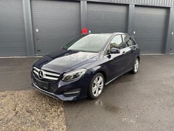 Blau Gebraucht 2018 Mercedes B200 Edition Van / Kleinbus | 17.987 € (Fairer Preis)