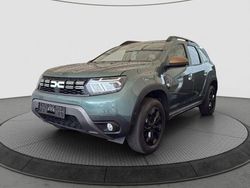 Oxidgrün Gebraucht 2024 Dacia Duster Extreme SUV | 21.987 € (Fairer Preis)