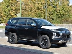Schwarz Neu 2025 Mitsubishi Pajero SUV | 33.500 €