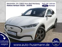 Weiß Gebraucht 2022 Ford Mustang Mach-E Basis SUV | 47.950 €