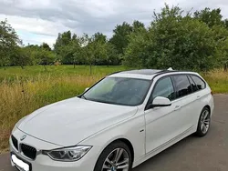 Weiß Gebraucht 2013 BMW 320 Sport Line Kombi | 11.600 € (Etwas zu teuer)