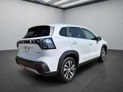 Weiß Neu 2025 Suzuki SX4 S-Cross SUV | 28.449 € (Fairer Preis)