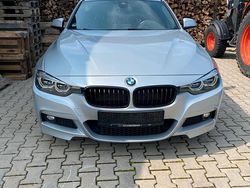 Silber Gebraucht 2018 BMW 320 Kombi | 21.000 € (Etwas zu teuer)