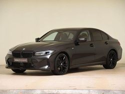 Black sapphire metallic Gebraucht 2024 BMW 320 M Sport Limousine | 44.340 € (Fairer Preis)