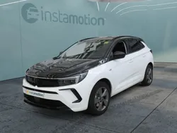 Weiß Gebraucht 2023 Opel Grandland X GSe SUV | 30.740 € (Etwas zu teuer)