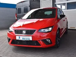 Rot Gebraucht 2024 Seat Ibiza FR Limousine | 19.490 € (Guter Preis)