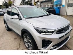 Sparkling silver Gebraucht 2023 Kia Stonic GT-Line SUV | 22.499 € (Fairer Preis)