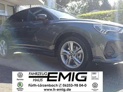 Grau Neu 2025 Audi Q3 Sportback S-Line SUV | 49.995 € (Guter Preis)