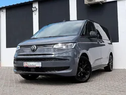 Grau Gebraucht 2023 VW T7 Van | 51.300 € (Guter Preis)