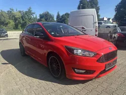 Rot Gebraucht 2015 Ford Focus Sport Limousine | 4.999 € (Fairer Preis)
