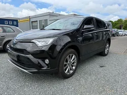 Braun Gebraucht 2017 Toyota RAV4 Hybrid Edition-S SUV | 16.980 € (Fairer Preis)