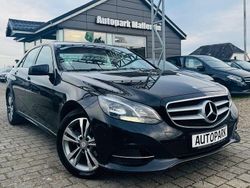 Schwarz Gebraucht 2015 Mercedes E200 Avantgarde Limousine | 14.899 € (Teuer)