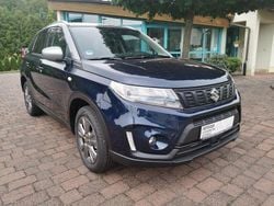 Blau Gebraucht 2024 Suzuki Vitara Comfort SUV | 22.350 € (Guter Preis)