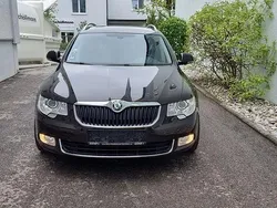 Braun Gebraucht 2013 Skoda Superb Family Kombi | 7.499 € (Fairer Preis)