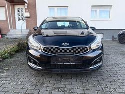 Schwarz Gebraucht 2018 Kia Ceed Kleinwagen | 8.200 € (Guter Preis)