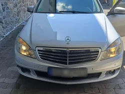 Silber Gebraucht 2009 Mercedes C220 Limousine | 7.850 €