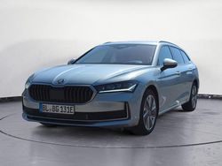 Silber Gebraucht 2025 Skoda Superb Selection Kombi | 41.590 € (Superpreis)