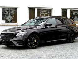 Schwarz Gebraucht 2017 Mercedes E220 AMG line Limousine | 23.490 € (Fairer Preis)