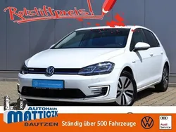 Keine angabe weiß (pure white) Gebraucht 2020 VW e-Golf Comfortline Kleinwagen | 16.339 € (Fairer Preis)